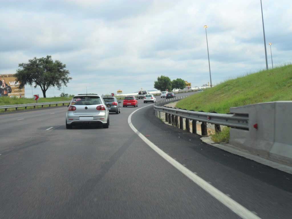 VW Golf 6 GTI DSG and a Mercedes-Campfest 2012